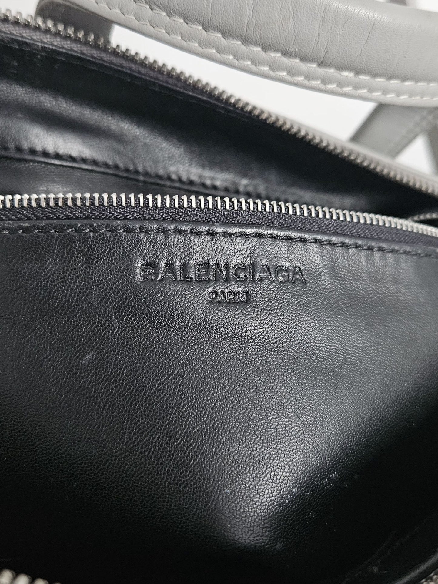 AW2017 Balenciaga triangle duffle bag M