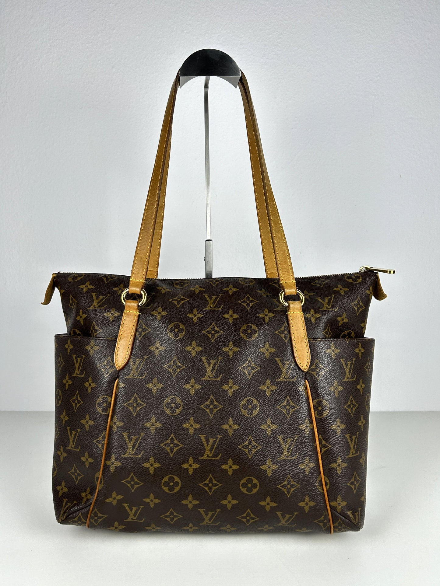 Louis Vuitton monogram Totally MM handbag tote