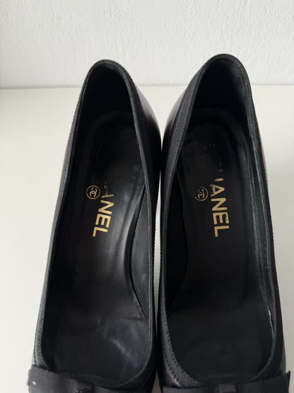 Chanel open toe pumps with bow