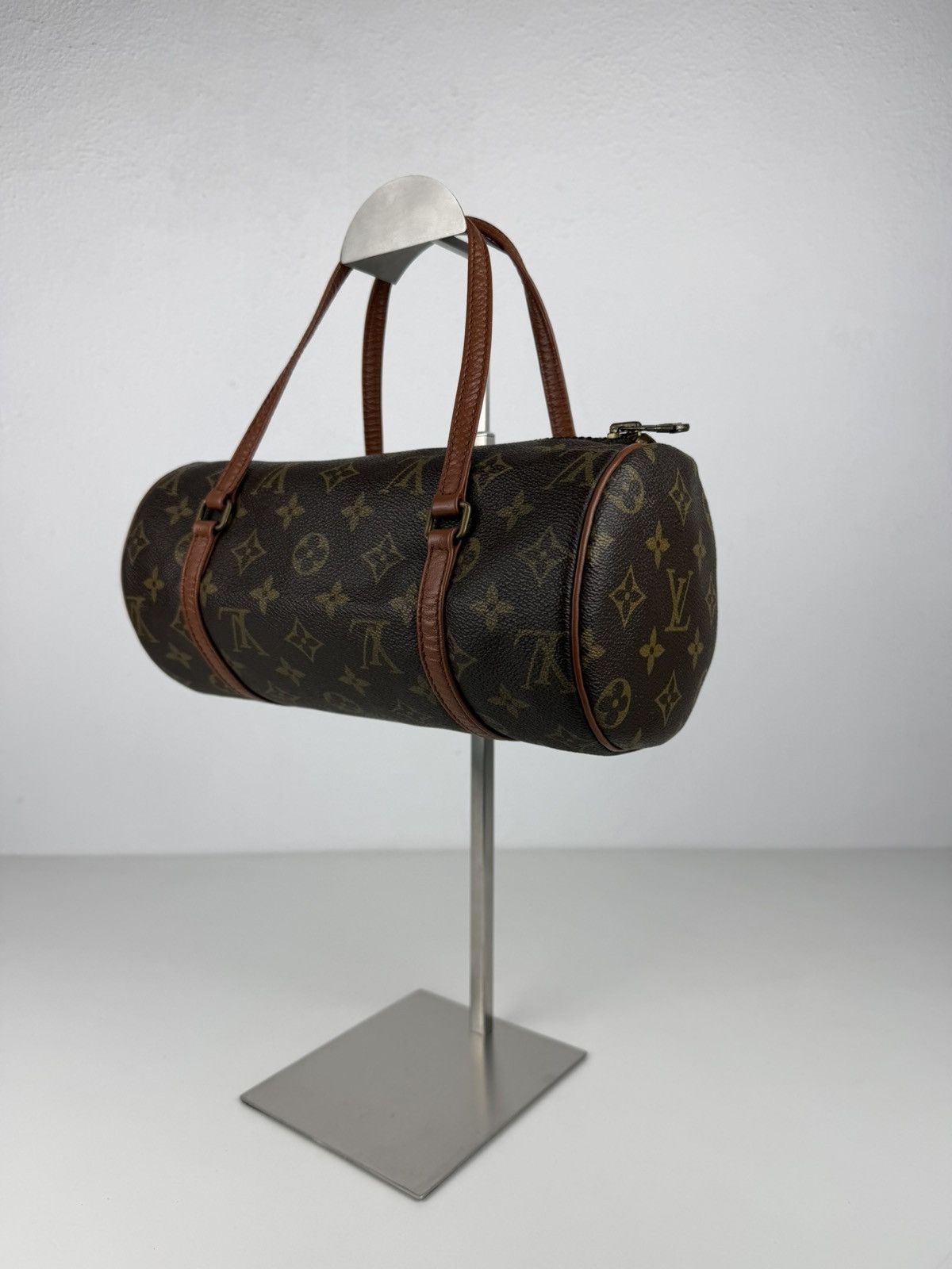 Vintage 80s Louis Vuitton monogram papillon 26