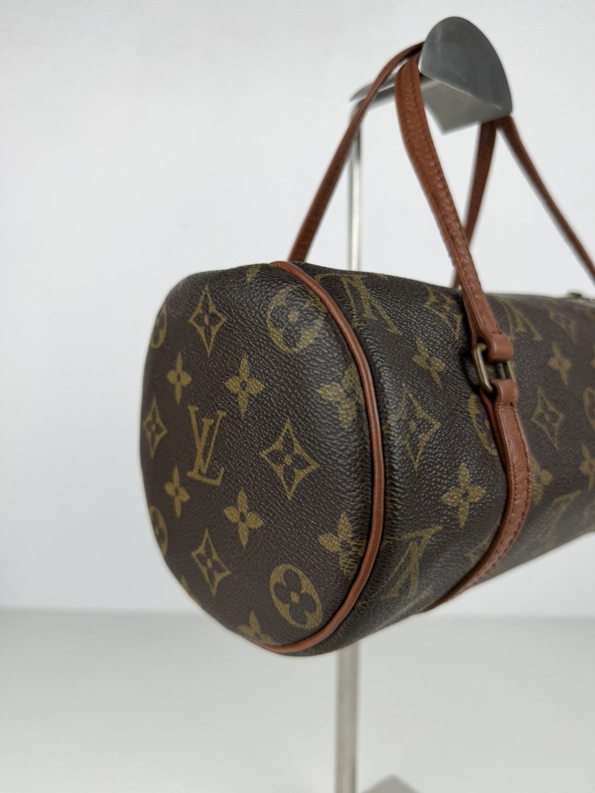 Vintage 80s Louis Vuitton monogram papillon 26