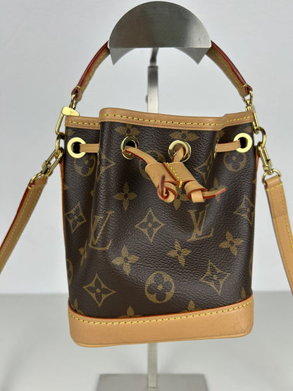 Louis Vuitton monogram nano noe