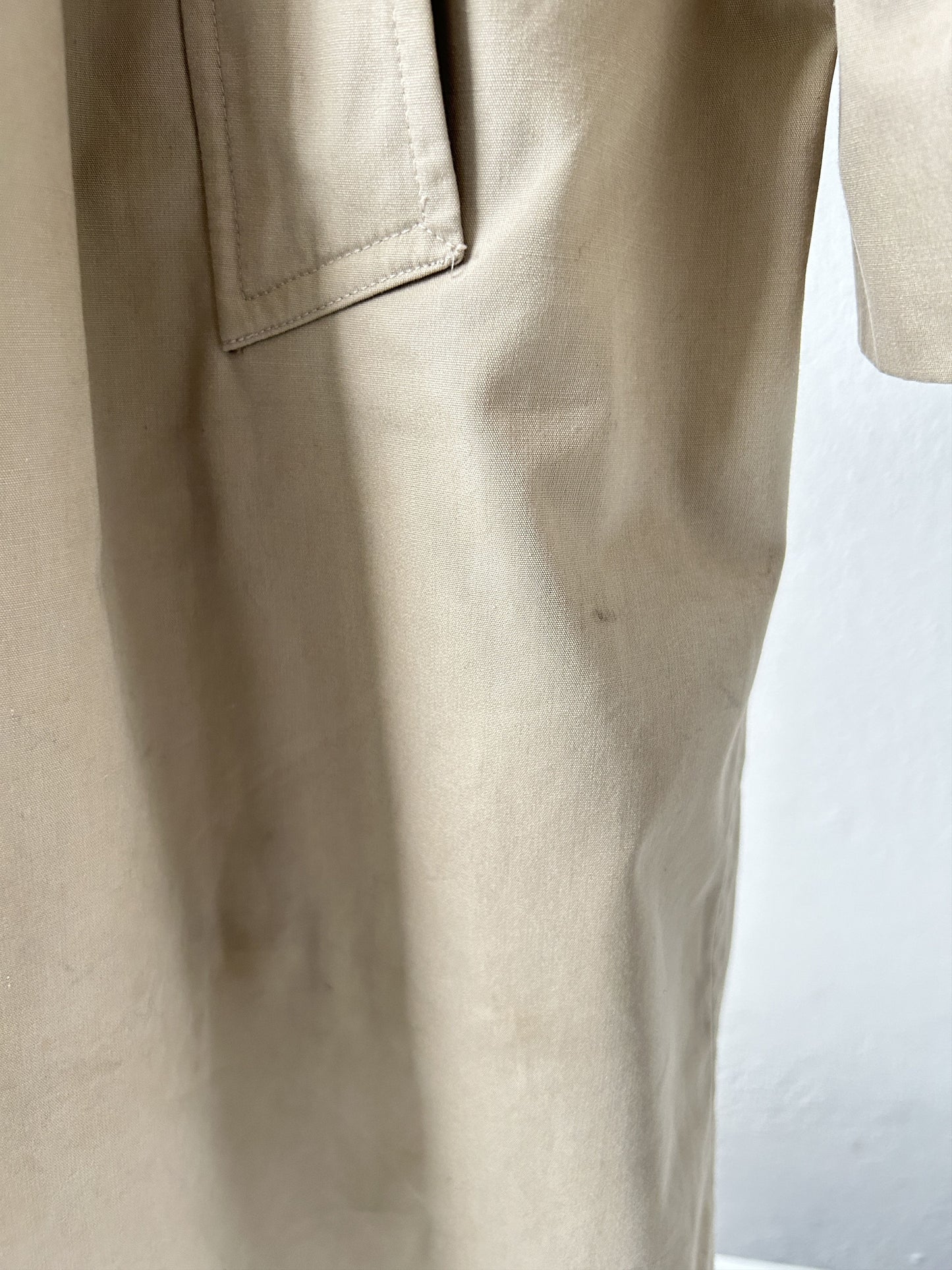 Vintage burberry nova check lined trench coat