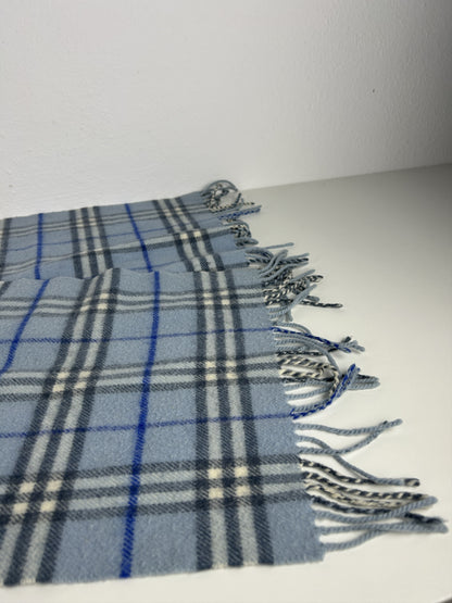 Vintage Burberry baby blue nova check wool scarf