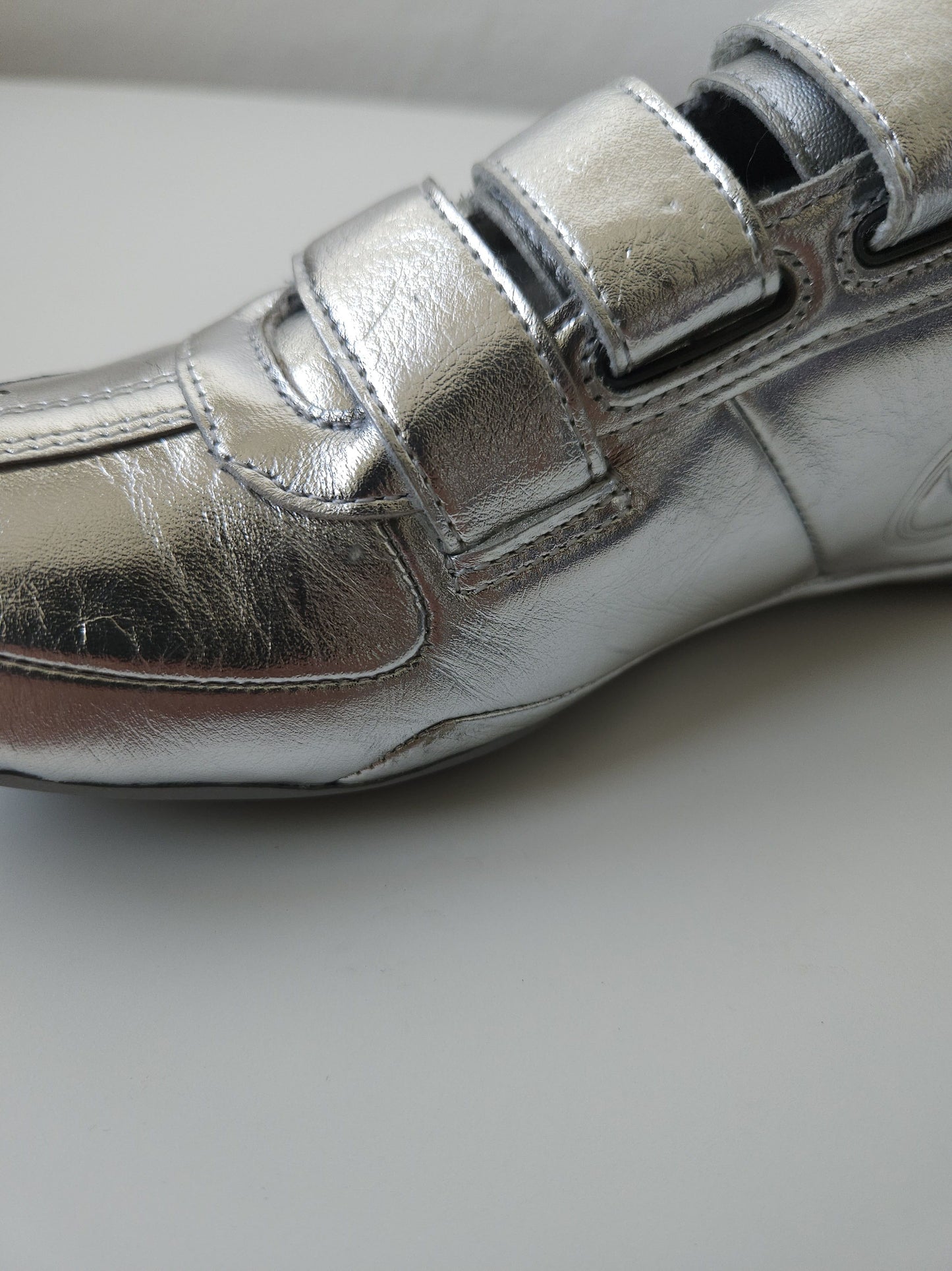 Vintage y2k nike fixed speed V silver