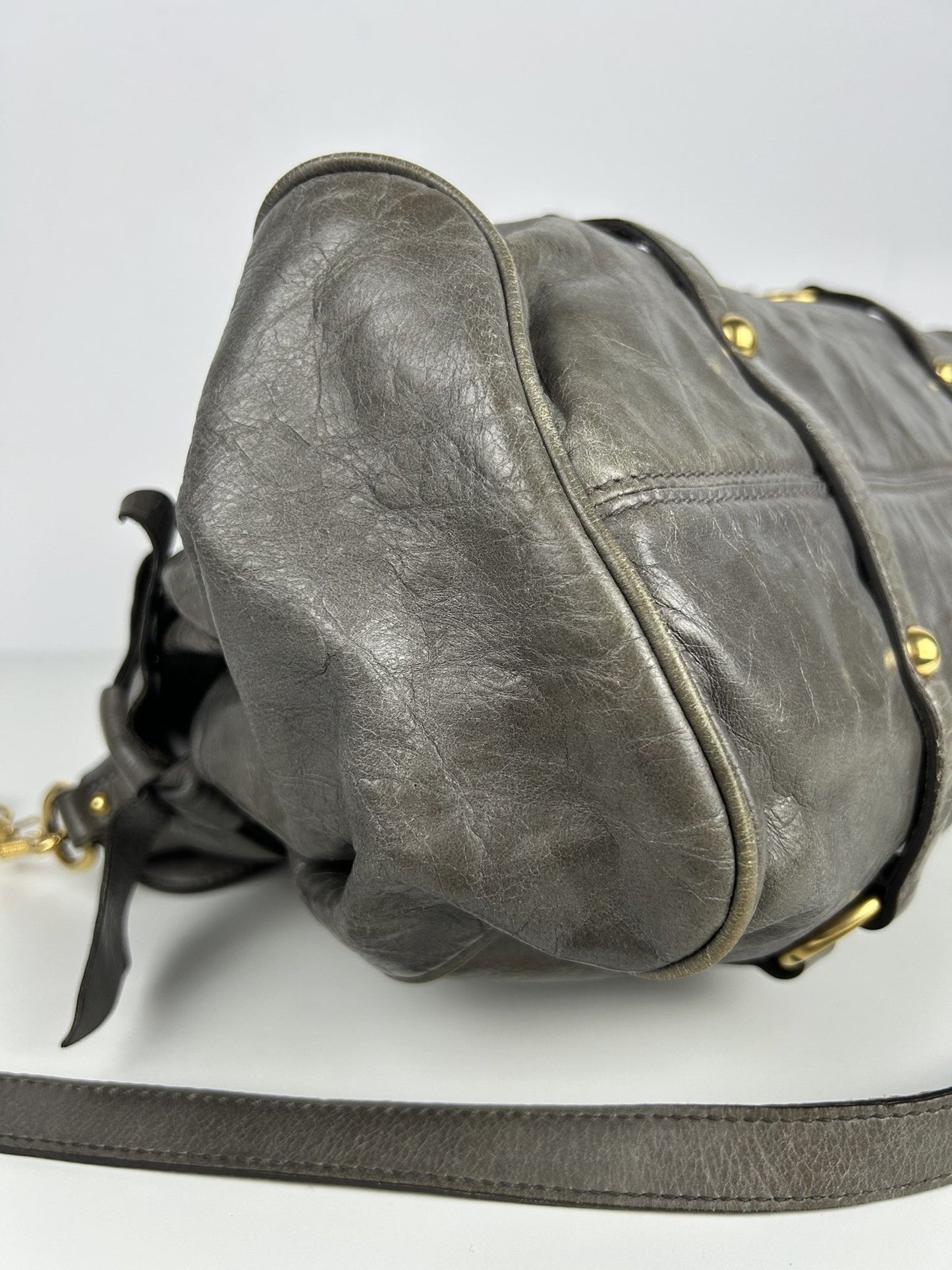 Miu miu vitello bow bag in gray with locket