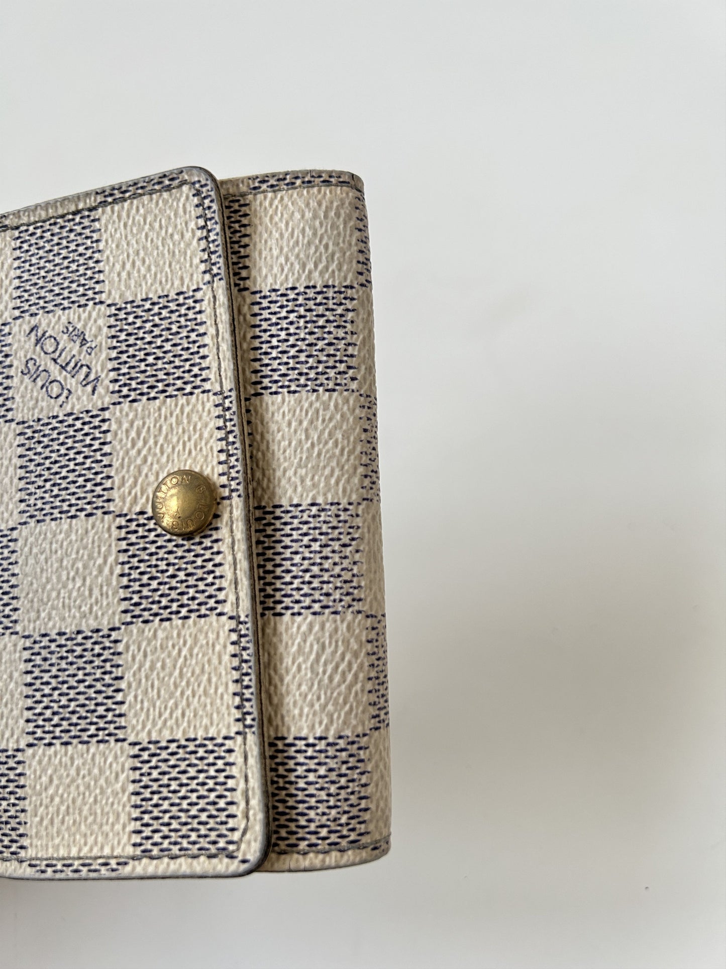 Louis Vuitton damier azur key holder