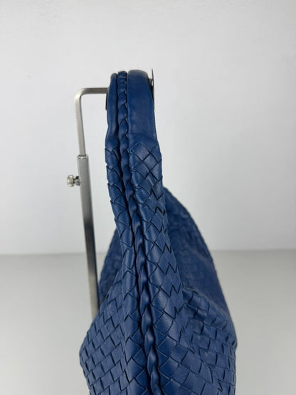 Bottega Veneta intrecciato hobo medium size