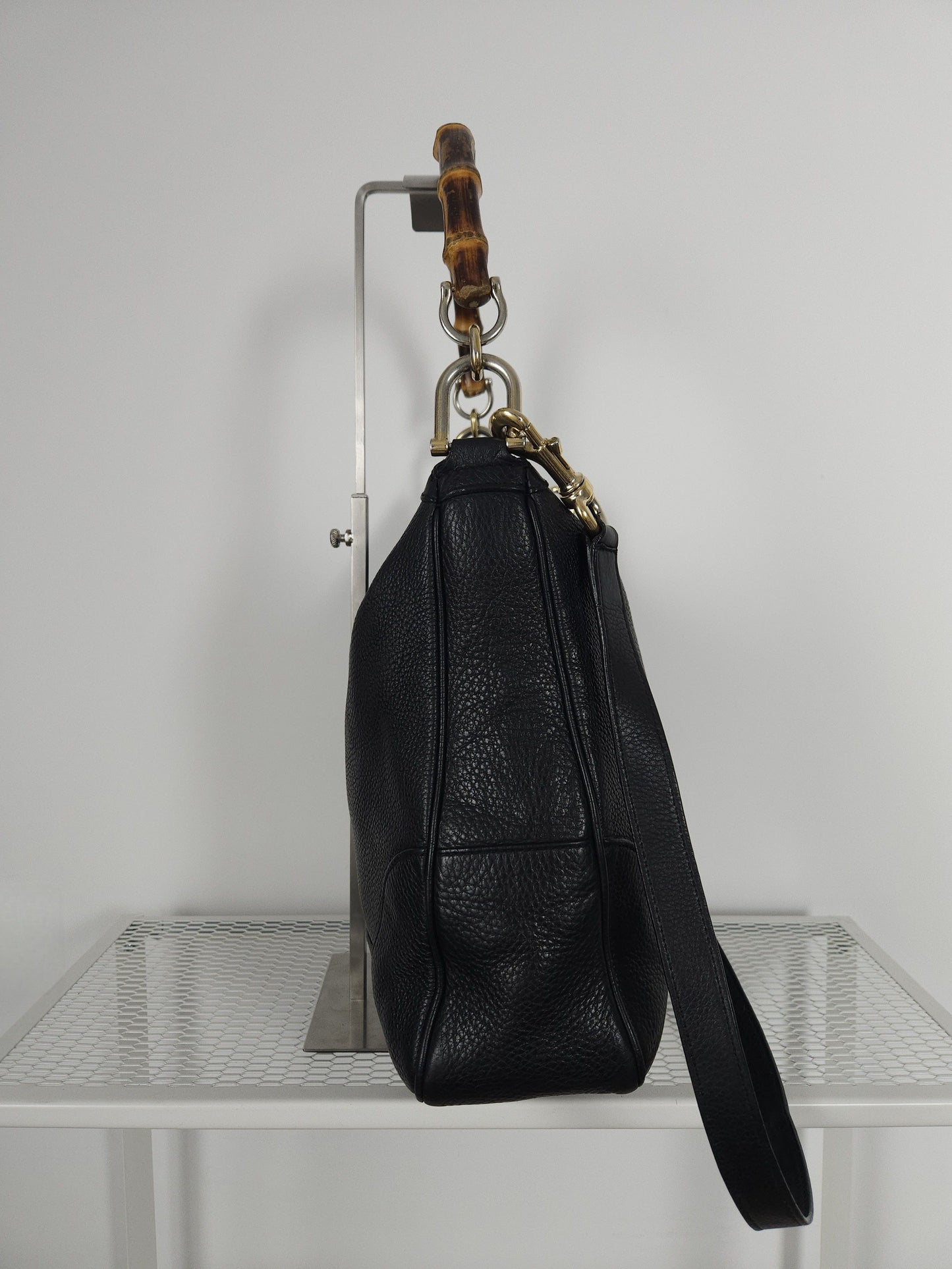 Gucci bamboo top handle hobo handbag with shoulder strap