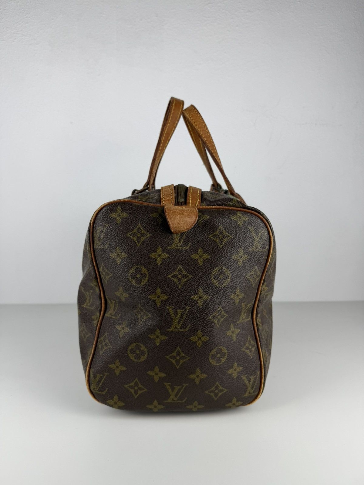 Vintage 80s Louis Vuitton monogram sac souple 35 boston bag