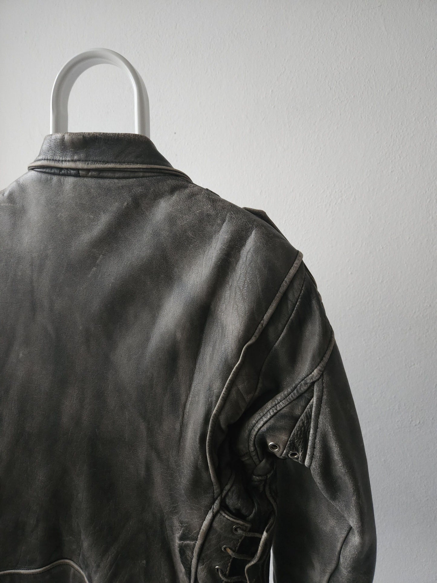 Vintage distressed ramones biker leather jacket