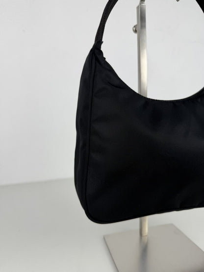 Vintage prada tessuto nylon triangle logo mini hobo bag