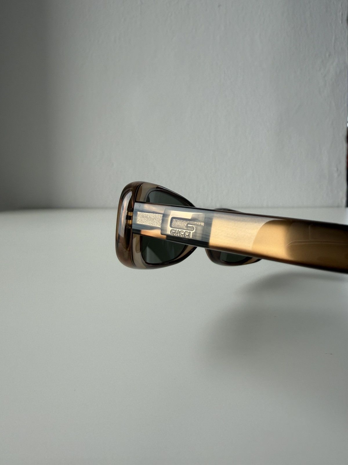 Vintage Gucci GG2443 sunglasses Tom Ford era