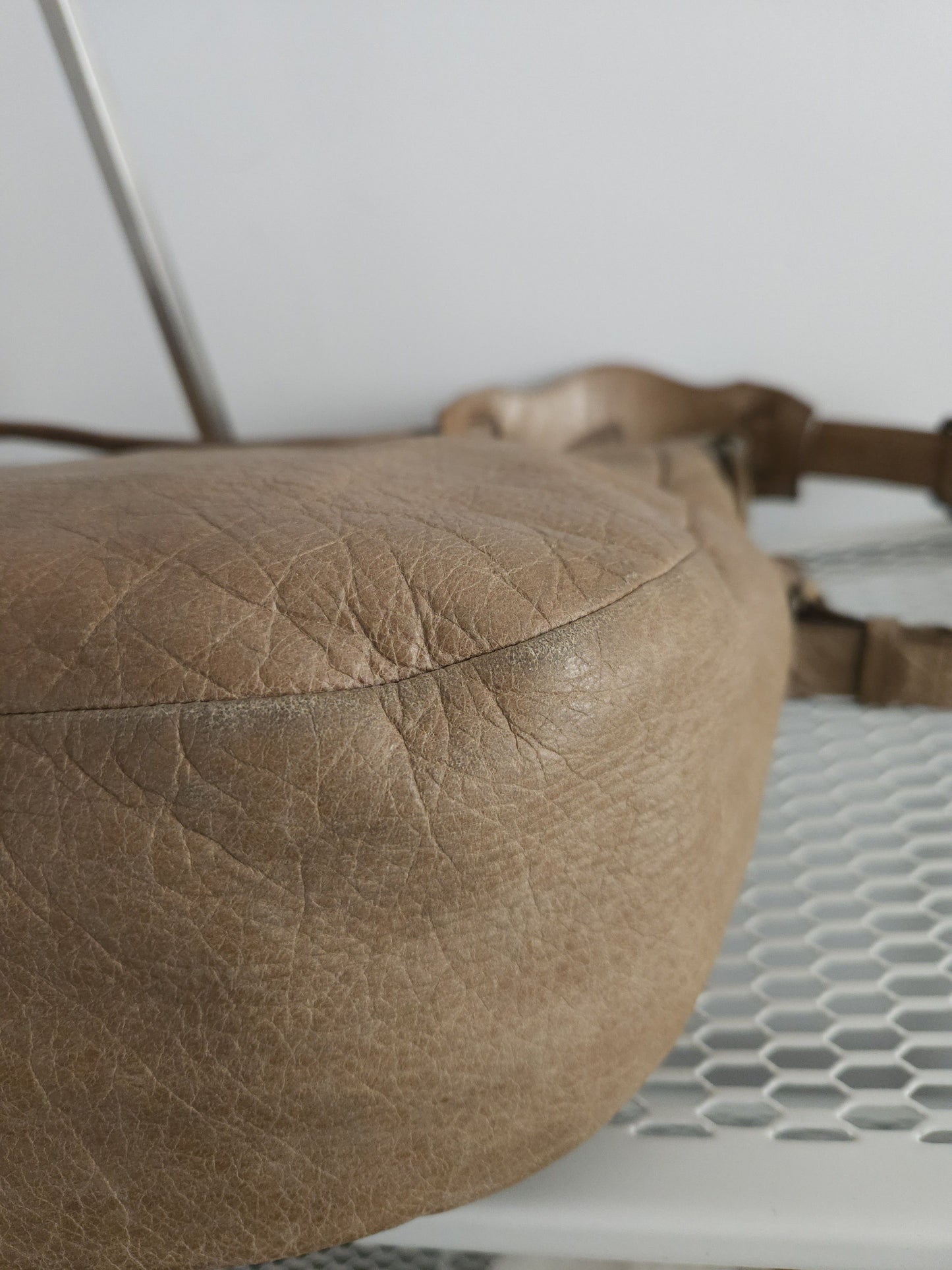 Balenciaga the folk messenger bag