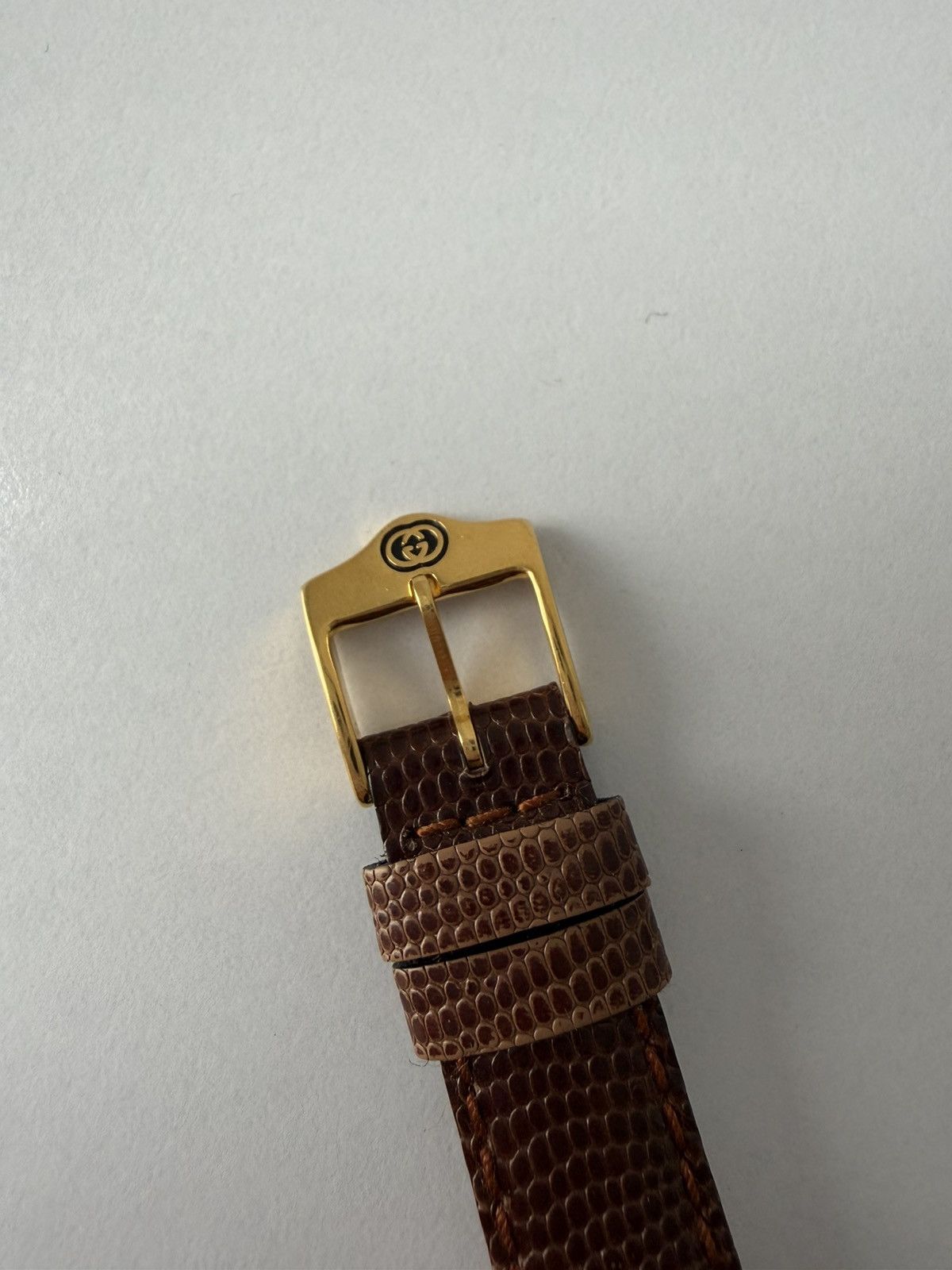 Vintage 1997 Gucci 6300 L watch