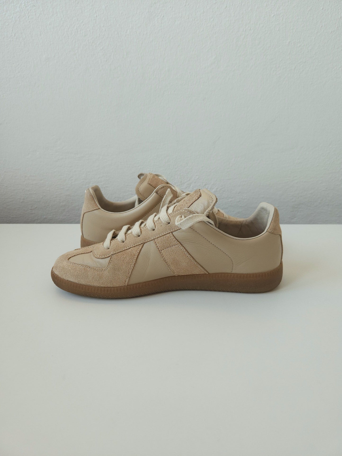 Maison Margiela replica sneakers in dusty pink/ beige