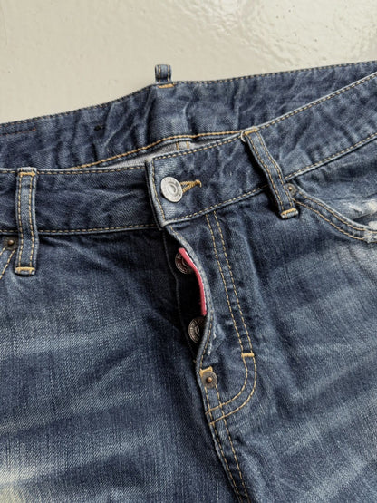 Dsquared2 distressed cool girl cropped jean