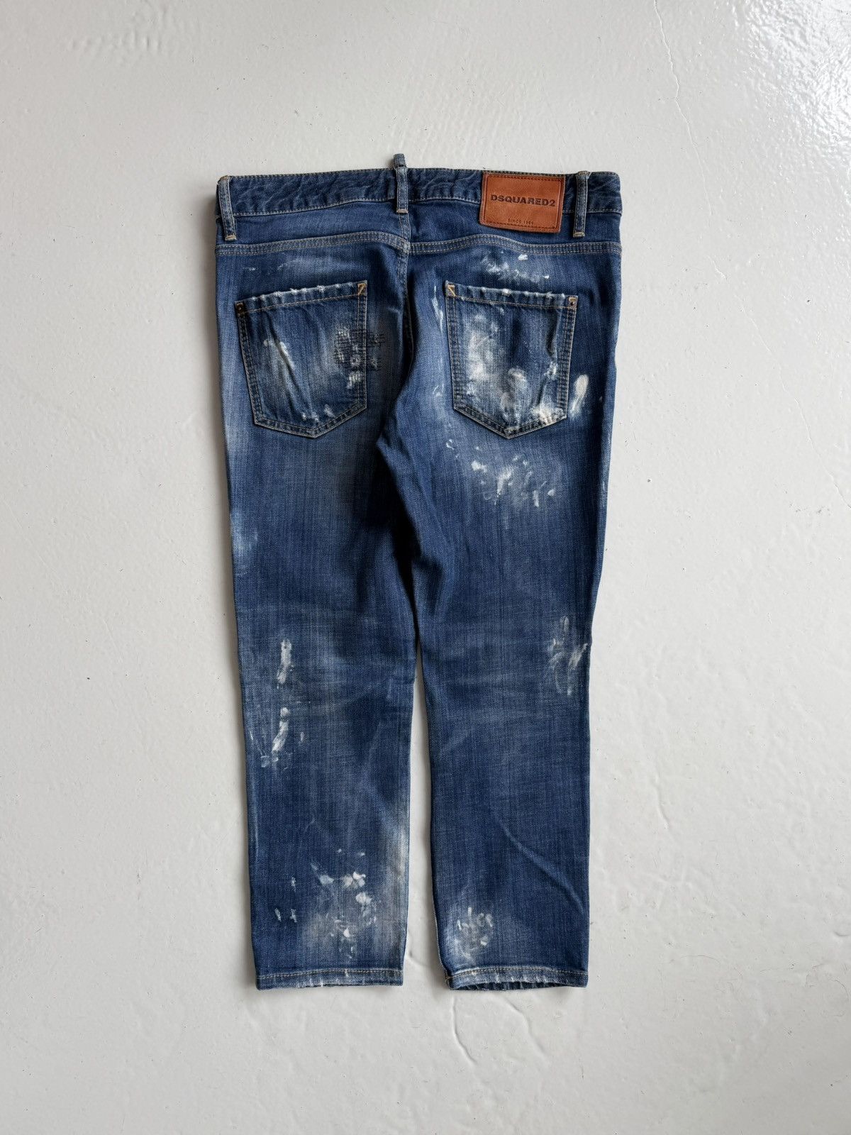 Dsquared2 distressed cool girl cropped jean