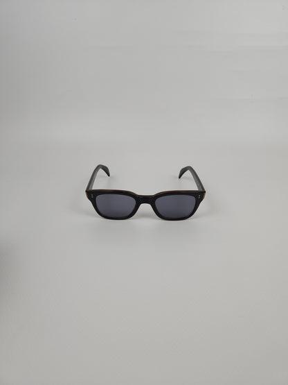 Gucci GG1135/S wayfarer type sunglasses