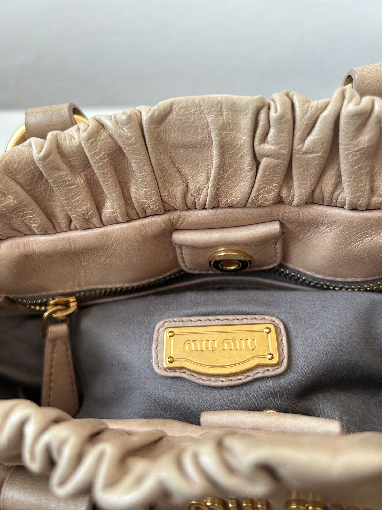Miu miu vitello bauletto aperto gathered leather handbag