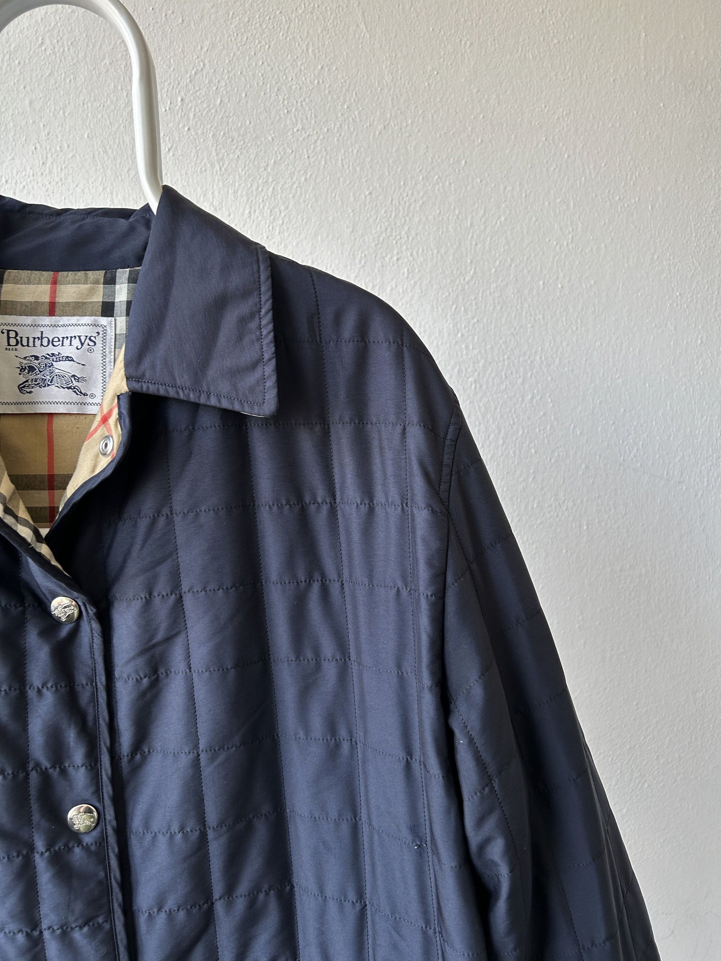 Vintage burberry nova check lined quilted light jacket