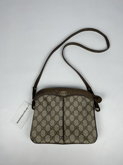 Vintage 80s Gucci GG monogram shoulder/ crossbody bag
