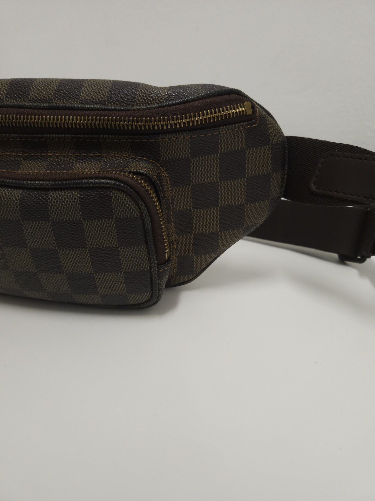 Louis vuitton damier ebene melville bumbag