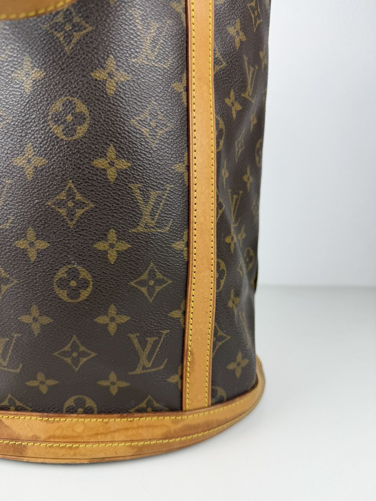 Vintage Louis Vuitton monogram bucket GM