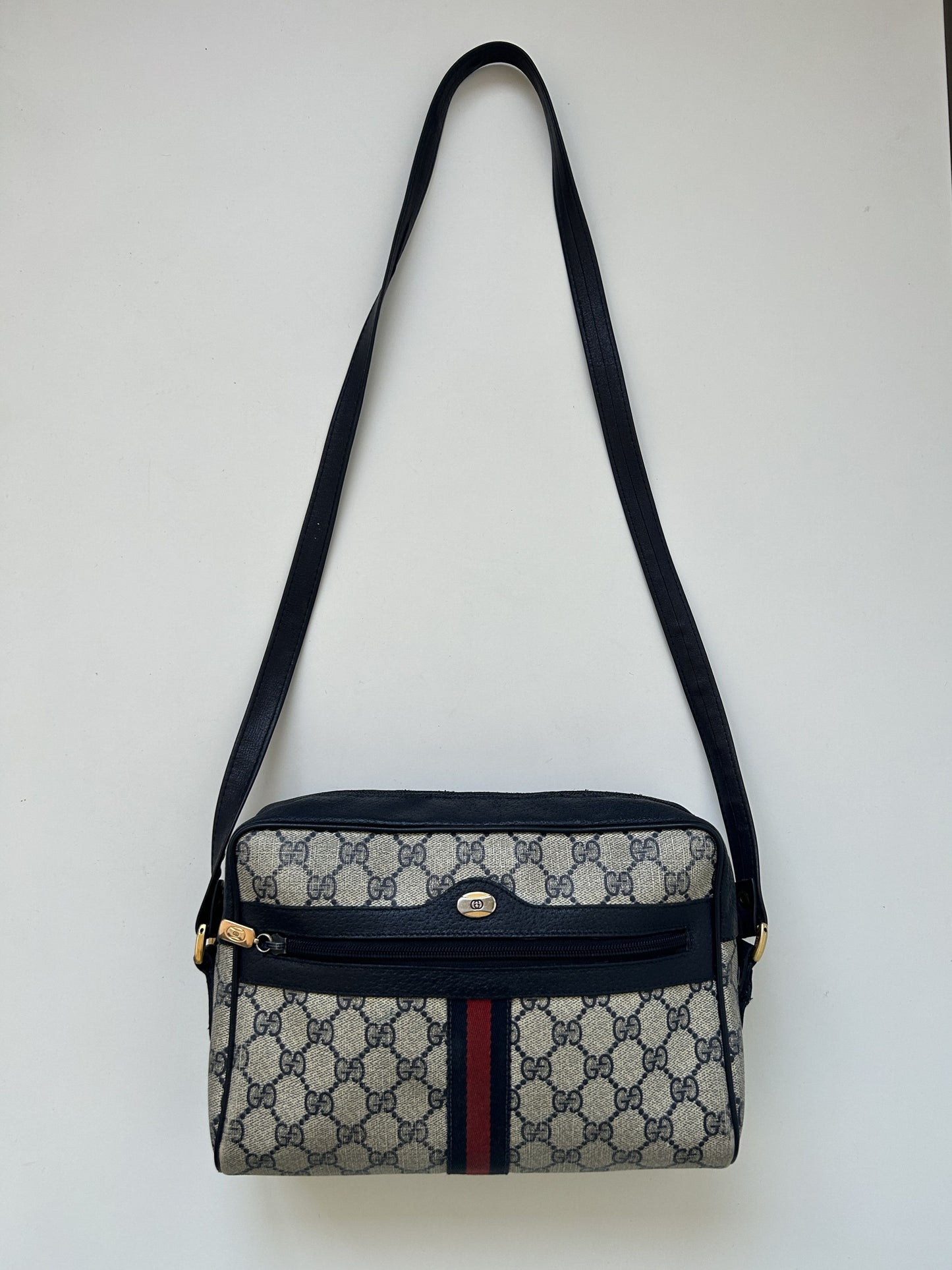 Vintage 80s gucci monogram messenger bag