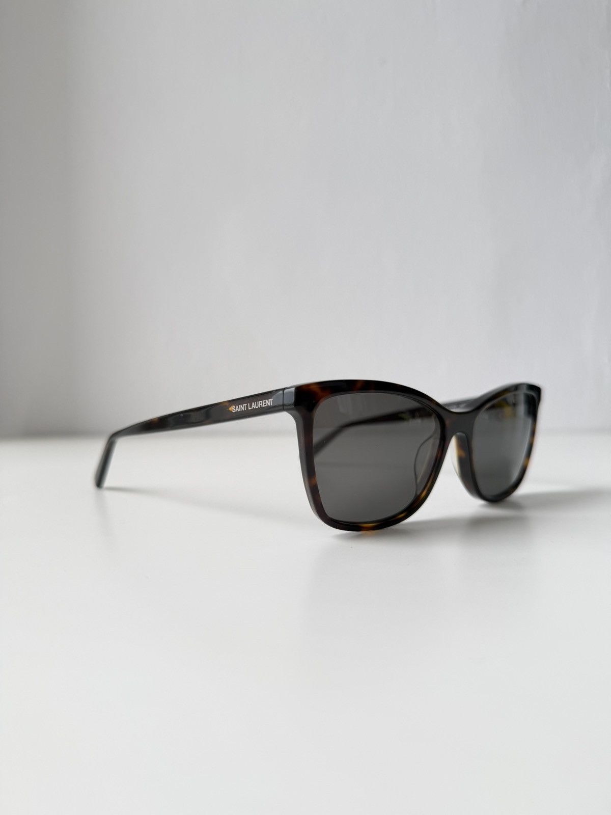 Saint Laurent SL502 cat eye sunglasses