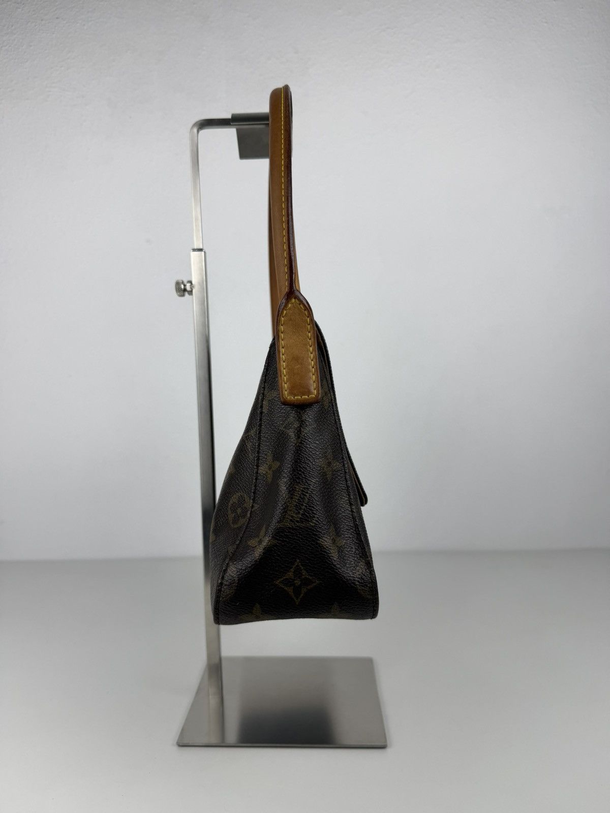 Louis Vuitton monogram Looping PM