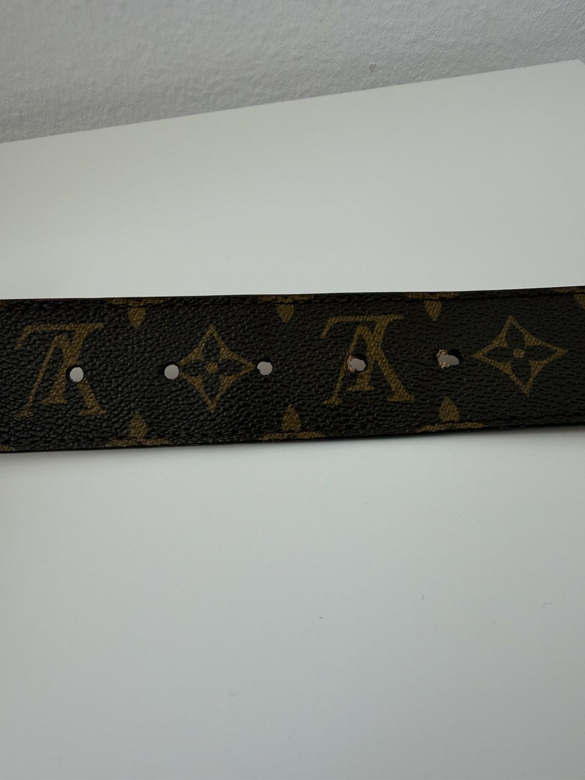 Louis Vuitton monogram initiales belt