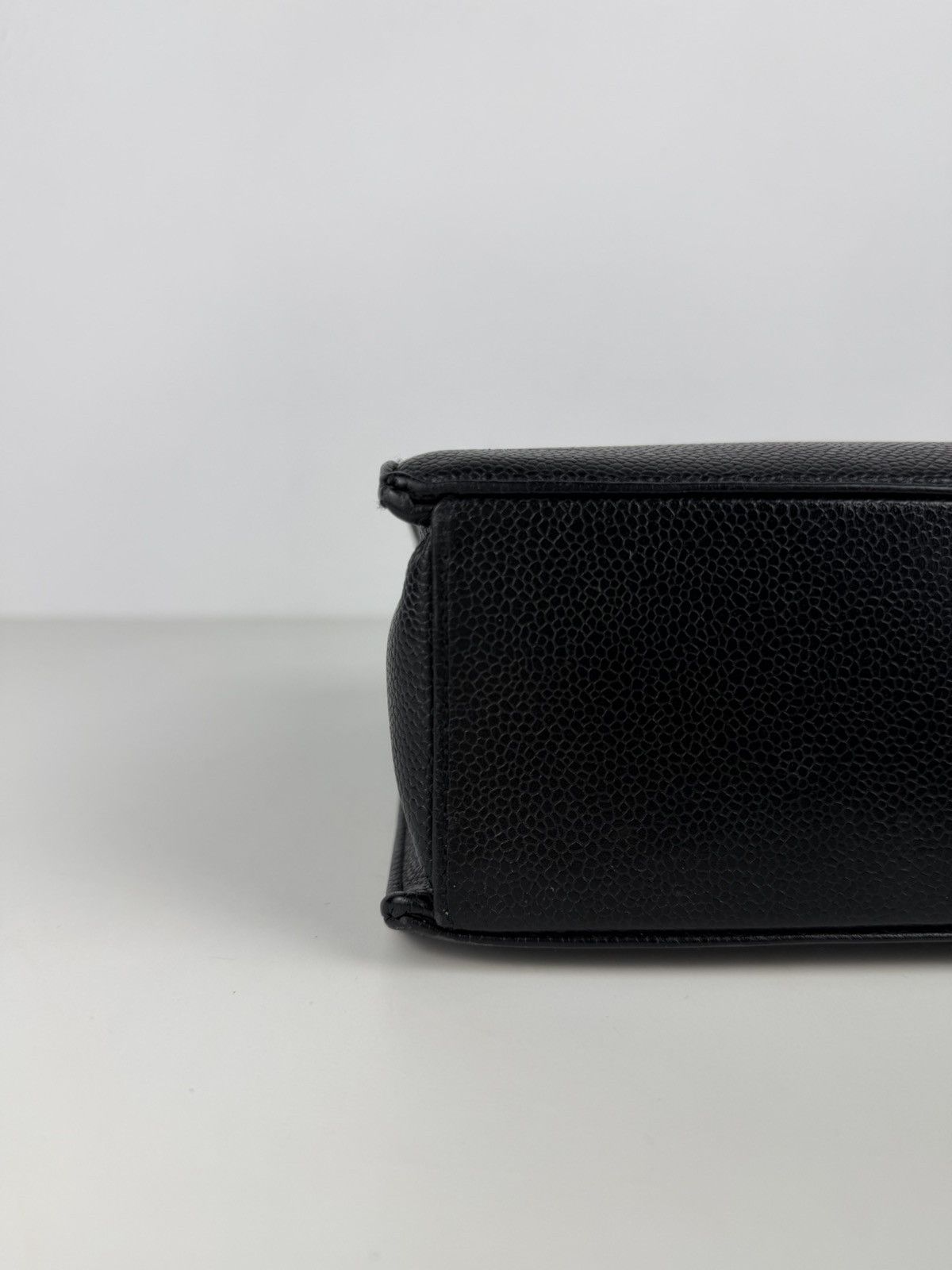 Vintage Chanel caviar 2.55 executive tote mini size