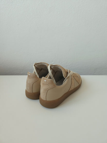 Maison Margiela replica sneakers in dusty pink/ beige