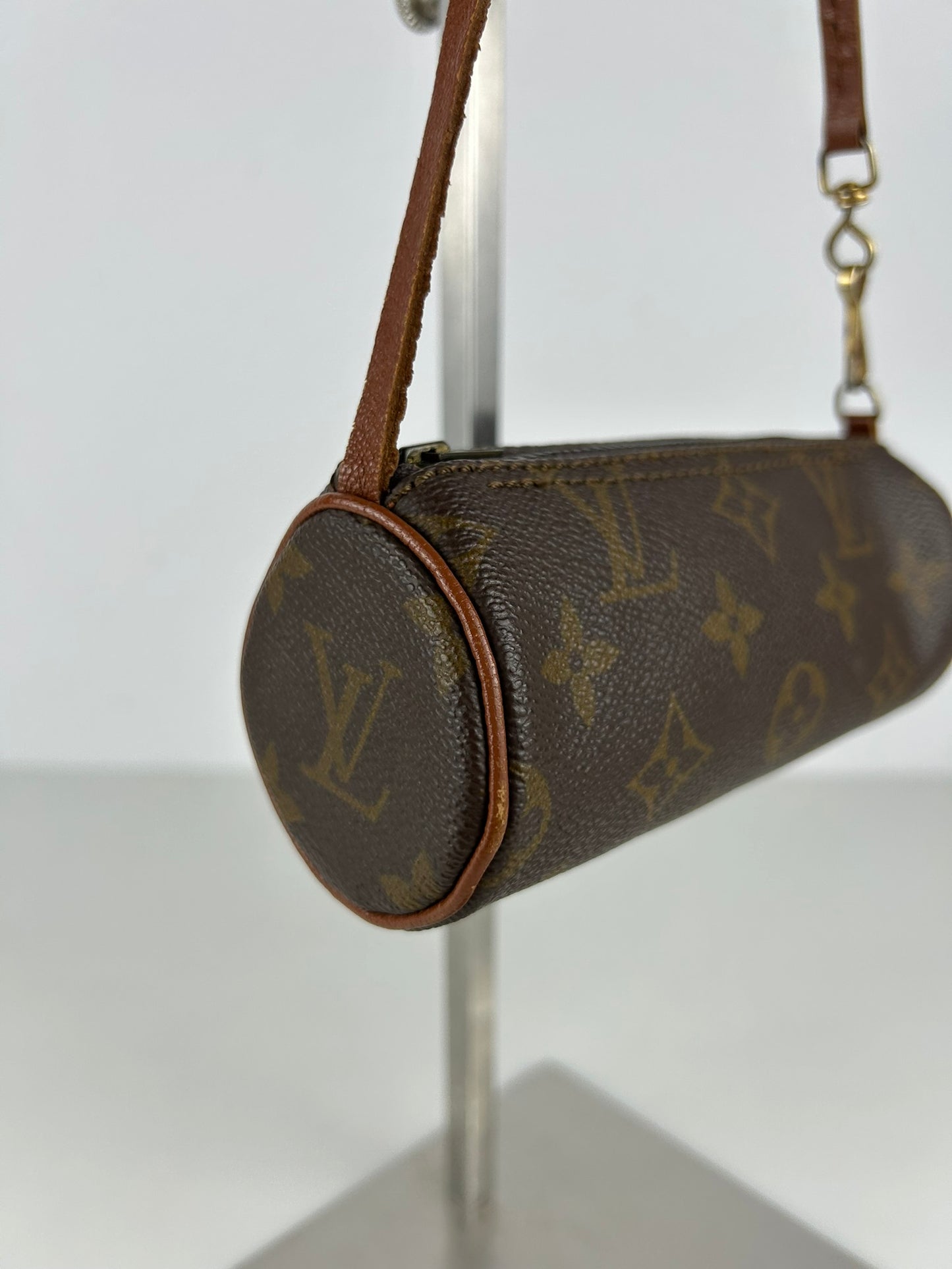 Vintage 80s Louis Vuitton monogram Papillon mini pouch bag